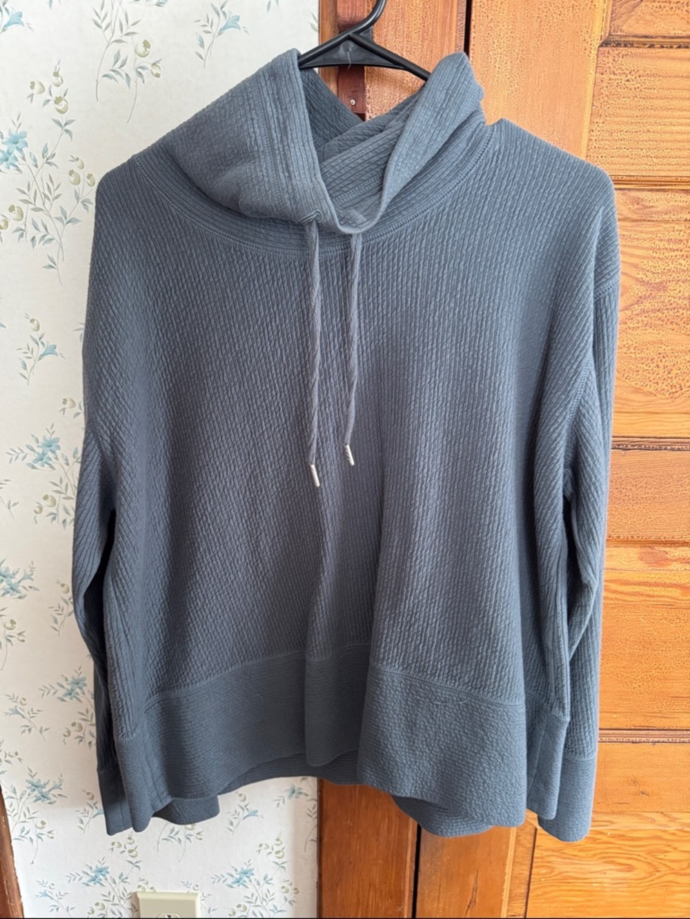 ORVIS Mock Neck Sweater